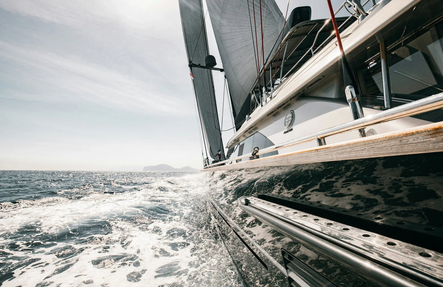 Brillo, protección y perfección: los pulimentos adecuados para su barco