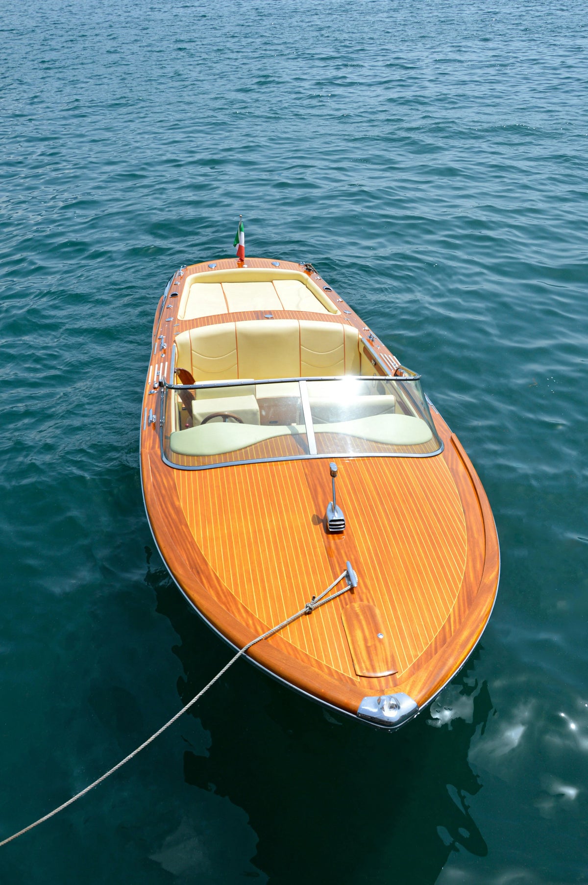 Boat Wax for Every Surface – Perfect Protection and Shine for Steel, Aluminium & Wood
