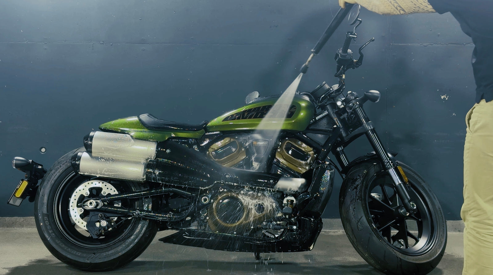 Supreme Motorcycle Cleaner tisztítógél minden kétkerekűhöz Tutorial